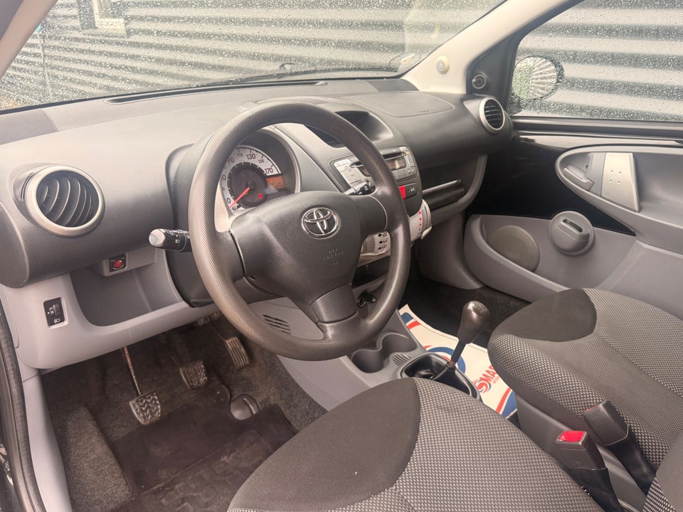 Toyota Aygo 1,0 Plus 5d