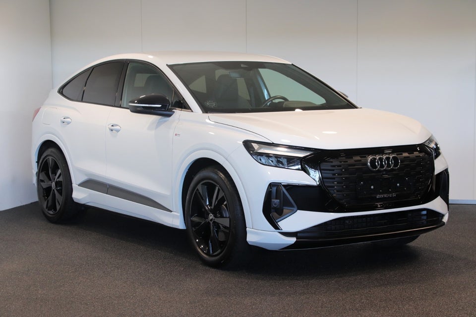Audi Q4 e-tron 35 S-line Sportback 5d