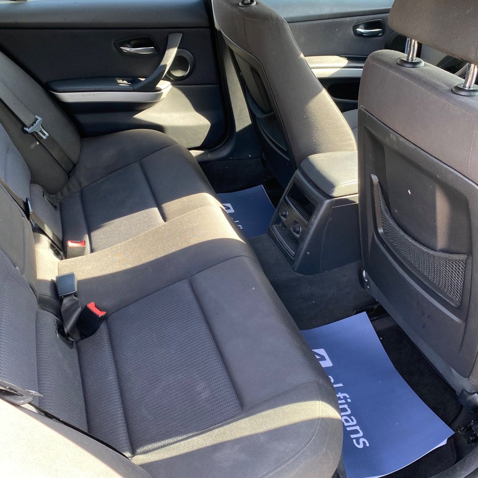 BMW 320d 2,0 Touring 5d