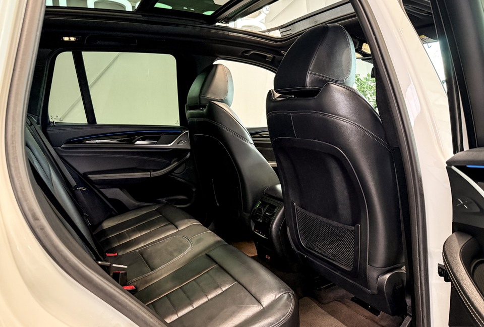 BMW iX3 Charged Plus 5d