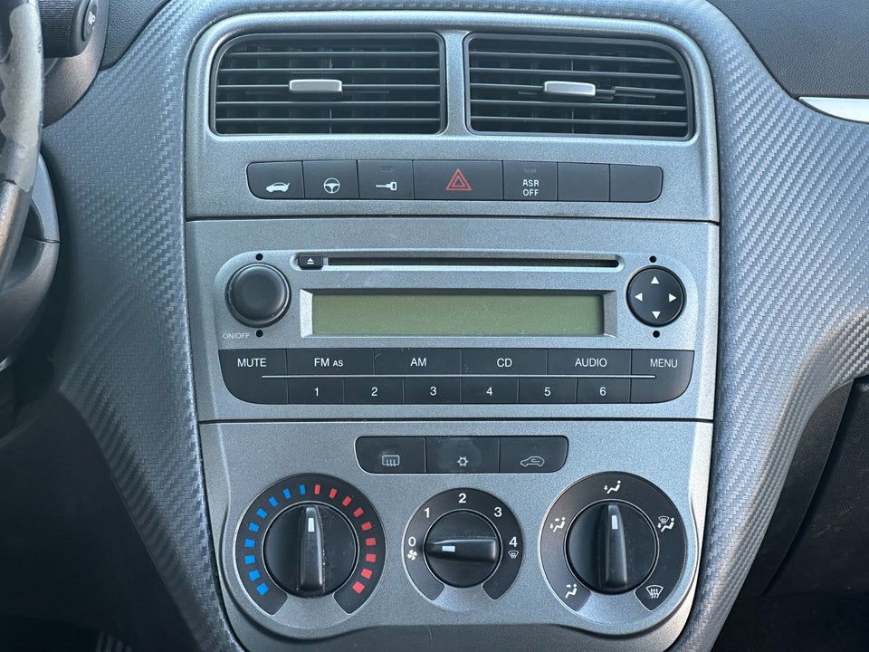 Fiat Grande Punto 1,4 Dynamic 5d