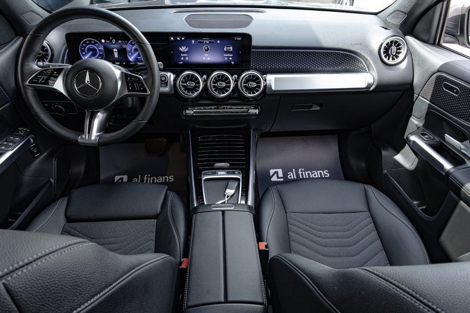 Mercedes EQB300 Progressive 4Matic 5d