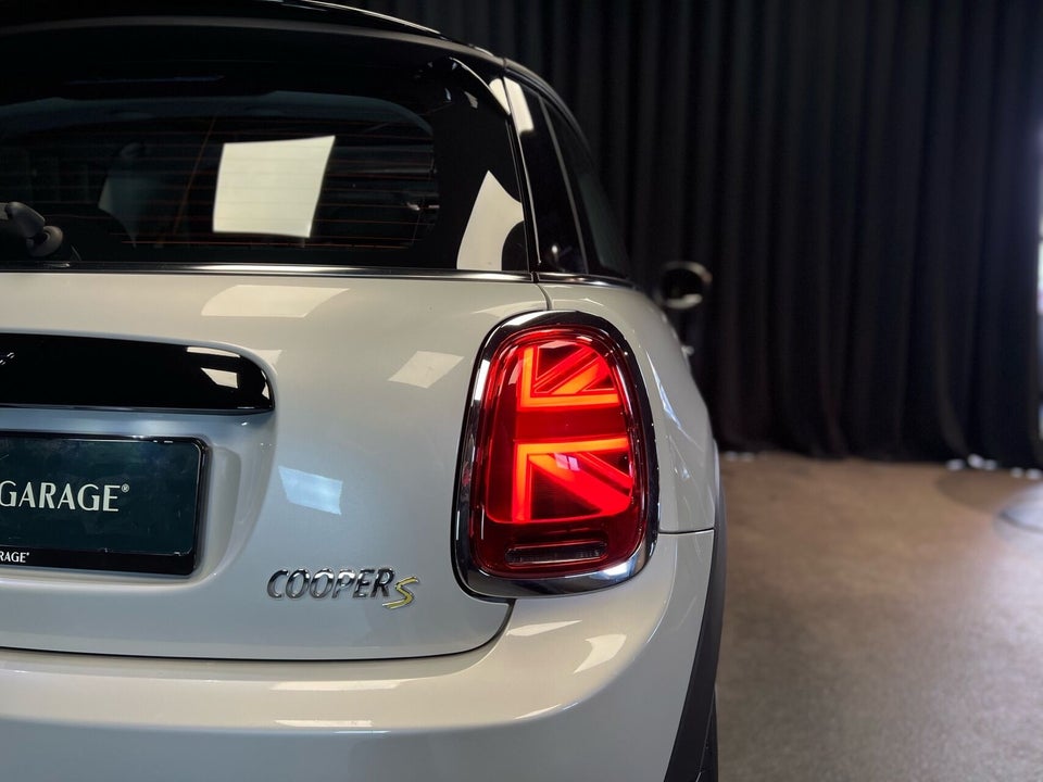 MINI Cooper SE Camden Edition 3d