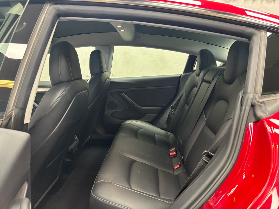 Tesla Model 3 Performance AWD 4d