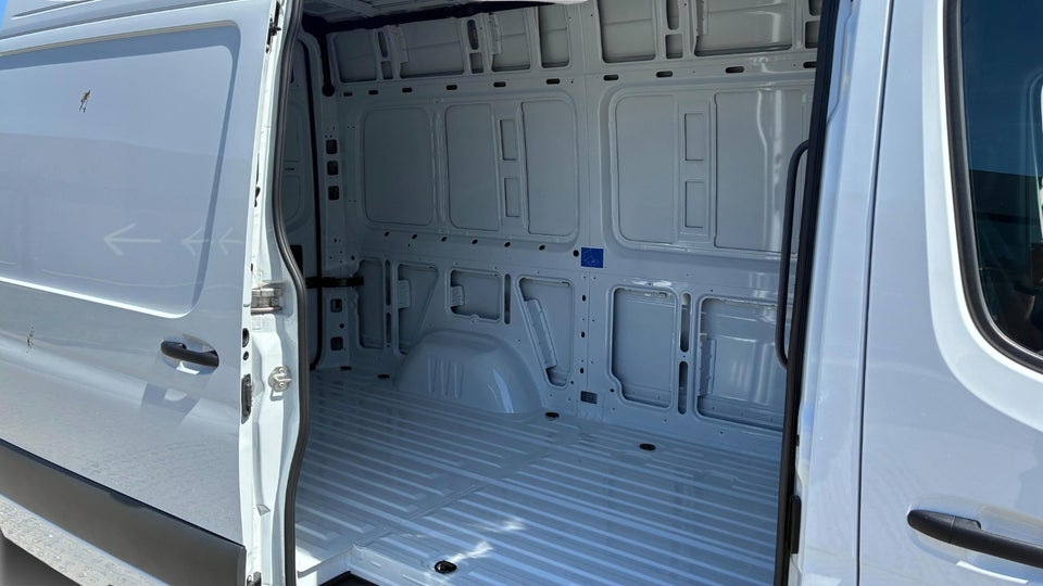Mercedes Sprinter 317 2,0 CDi A2 Kassevogn PRO RWD