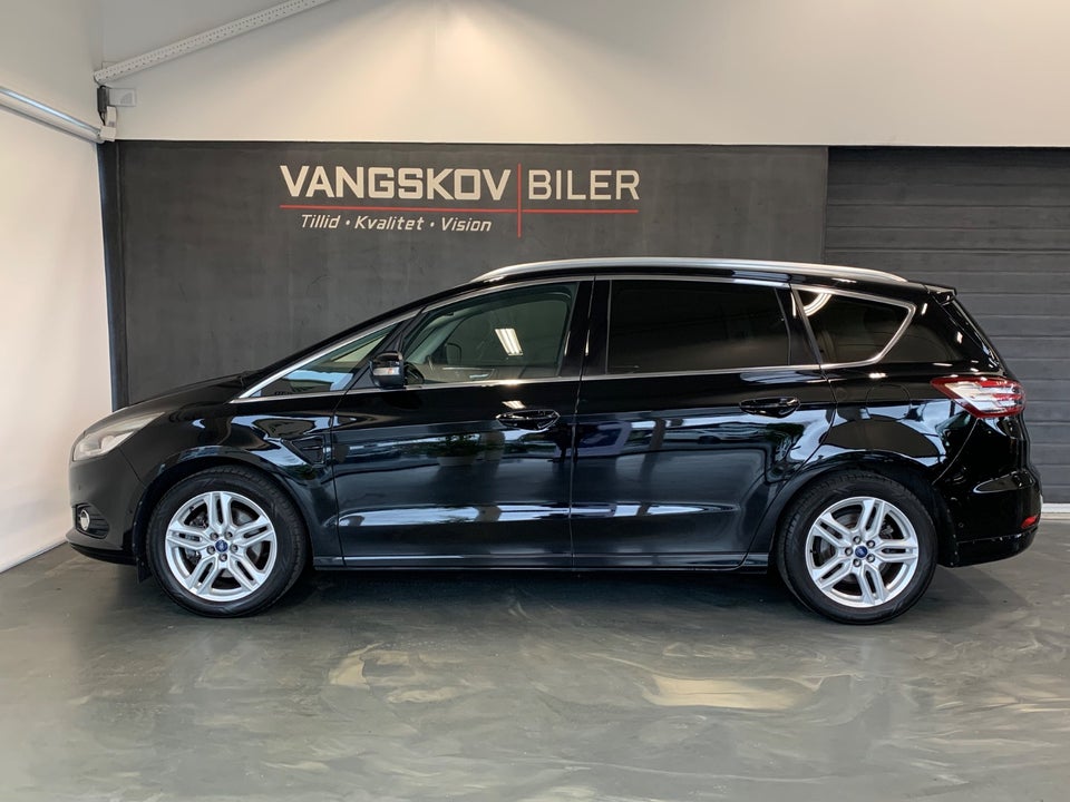 Ford S-MAX 1,5 SCTi 160 Titanium 5d