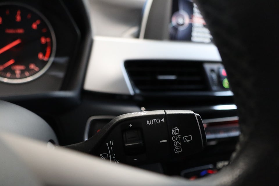 BMW X1 2,0 sDrive20d Advantage aut. 5d