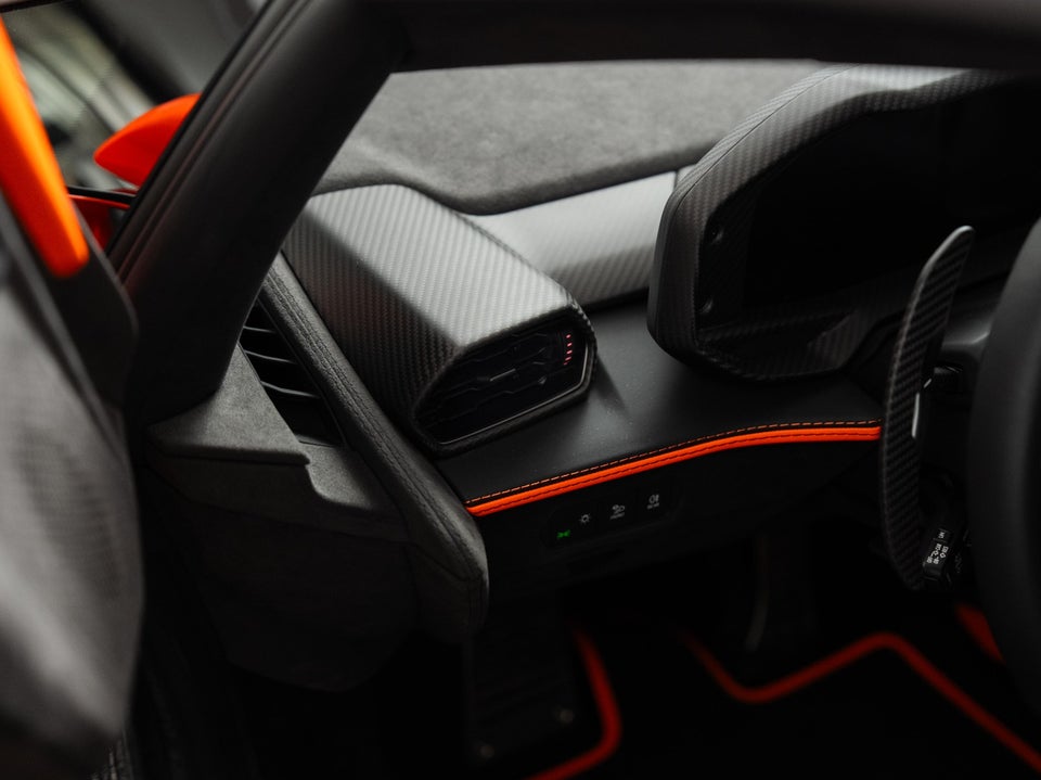 Lamborghini Revuelto 6,5 2d