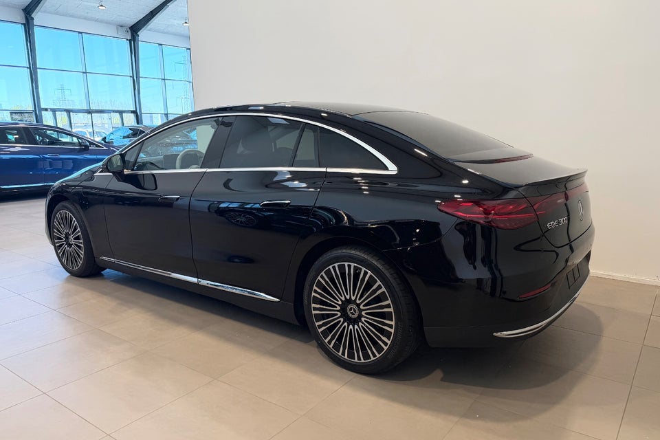 Mercedes EQE300 Avantgarde 4d