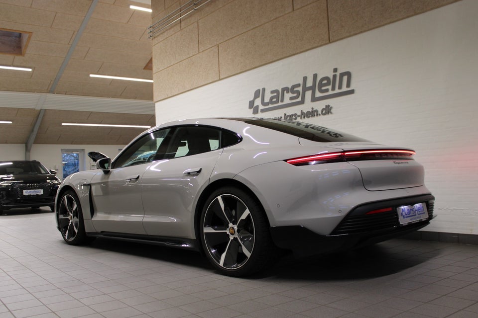 Porsche Taycan 4S Performance+ 4d