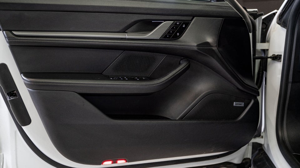 Porsche Taycan 4S Performance+ Cross Turismo 5d
