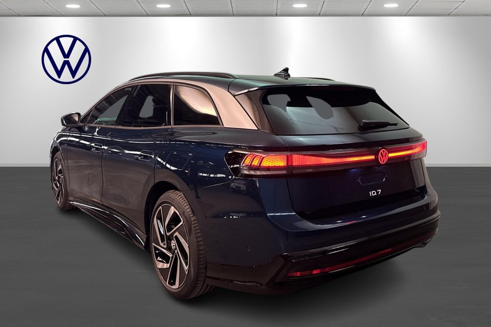 VW ID.7 77 Style Tourer 5d