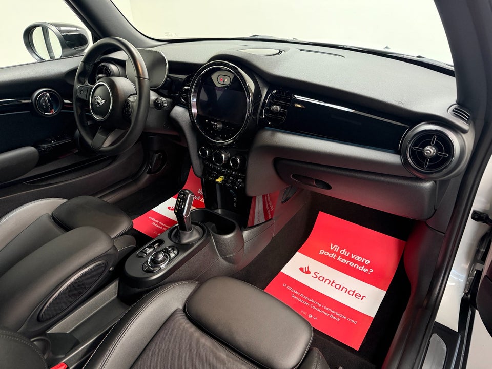 MINI Cooper SE Classic Trim 3d