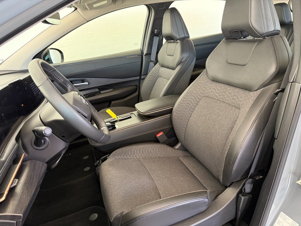 Nissan Ariya 63 Engage 5d