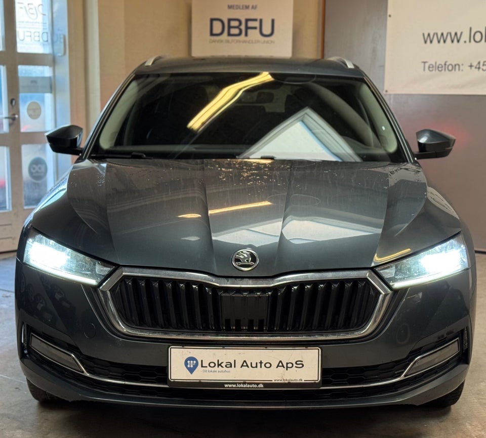 Skoda Octavia 2,0 TDi 150 Style Combi DSG 5d