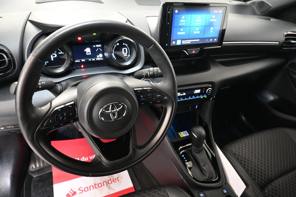 Toyota Yaris 1,5 Hybrid Style e-CVT 5d