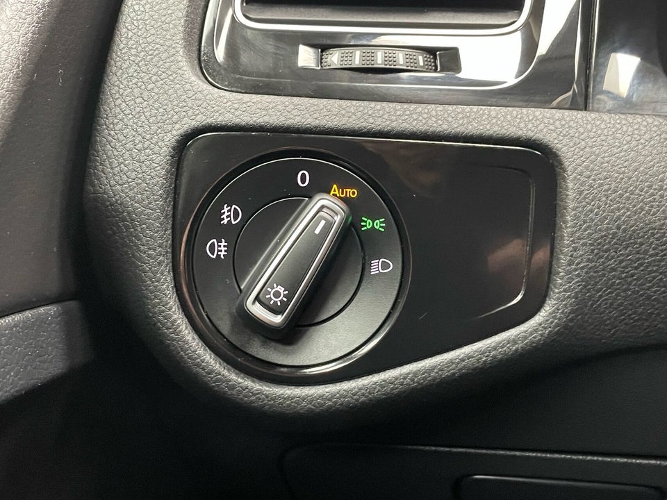 VW Golf VII 1,4 TSi 150 Highline DSG 5d