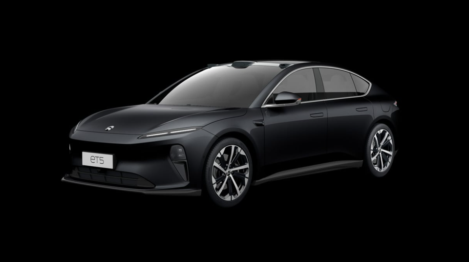 NIO ET5 75 Standard Range 4d