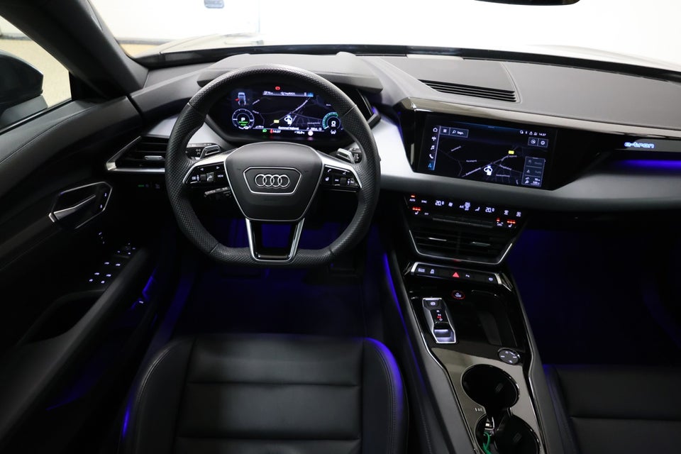 Audi e-tron GT quattro 4d