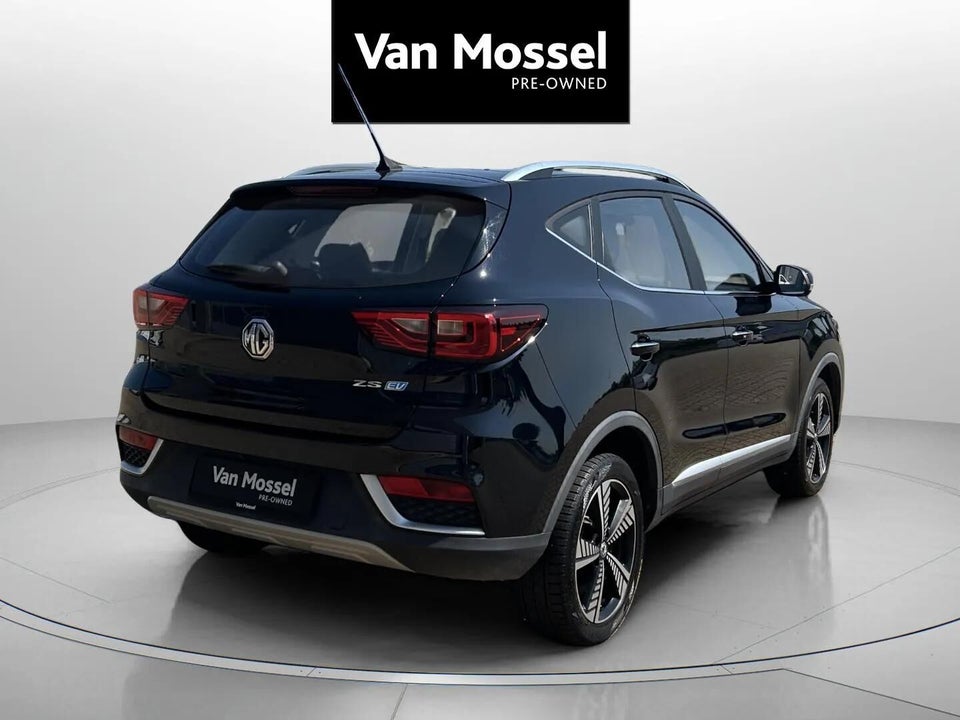 MG ZS EV Luxury 5d