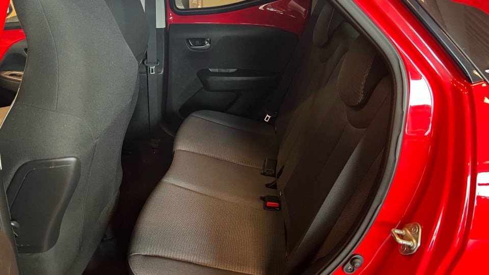 Toyota Aygo 1,0 VVT-i x-sky x-shift 5d