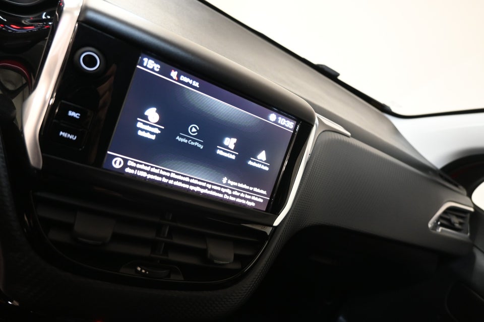 Peugeot 2008 1,6 BlueHDi 100 Allure 5d