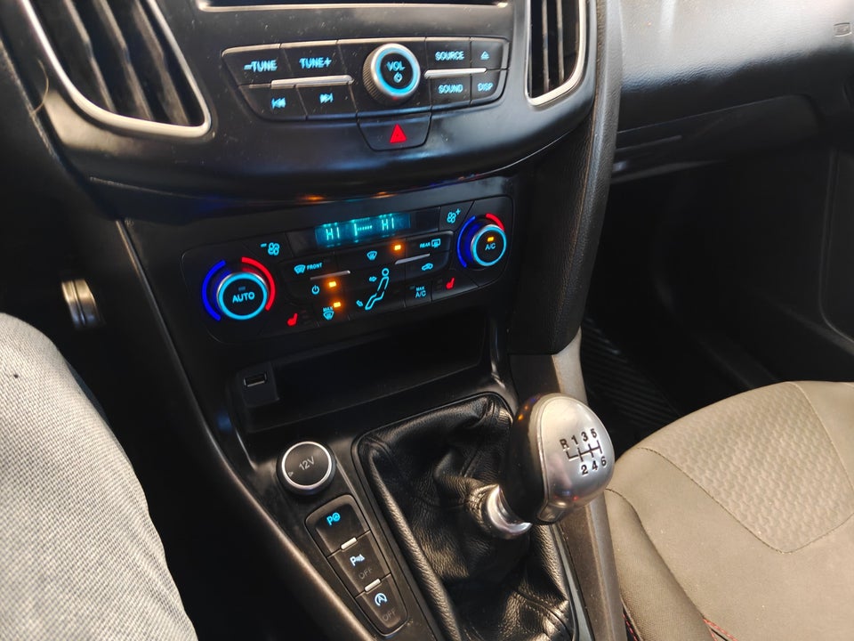 Ford Focus 1,0 SCTi 125 Titanium stc. 5d