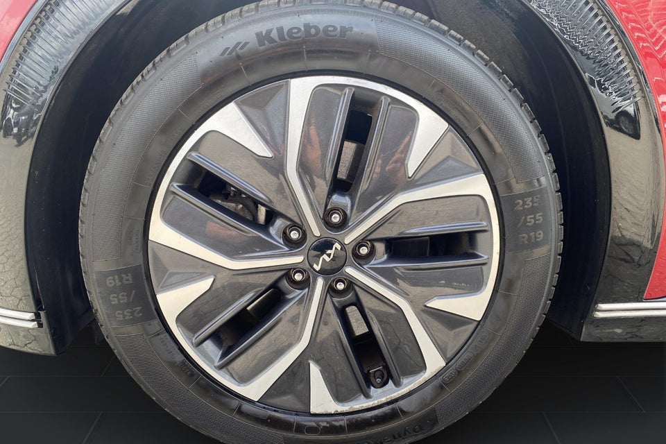 Kia EV6 77 Long Range Upgrade 5d