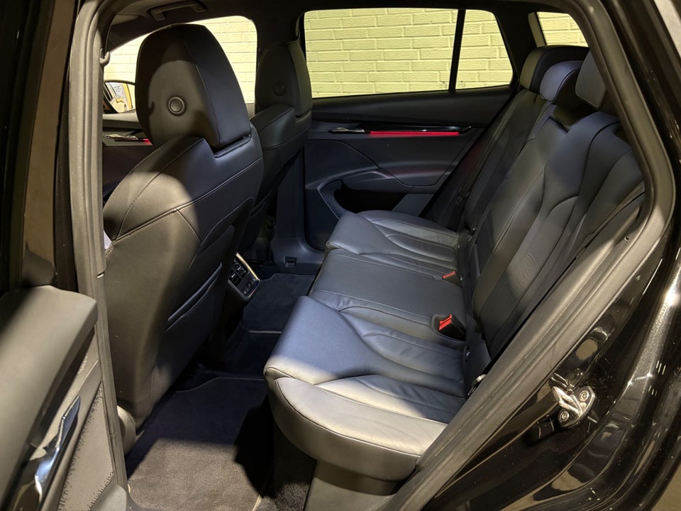 Skoda Enyaq 80x iV Founders Edition 5d