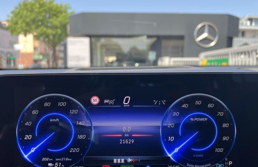 Mercedes EQB350 AMG Premium 4Matic 5d
