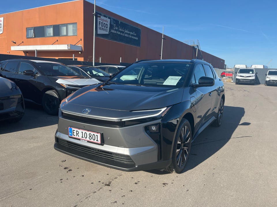 Toyota bZ4X 73 Executive 5d