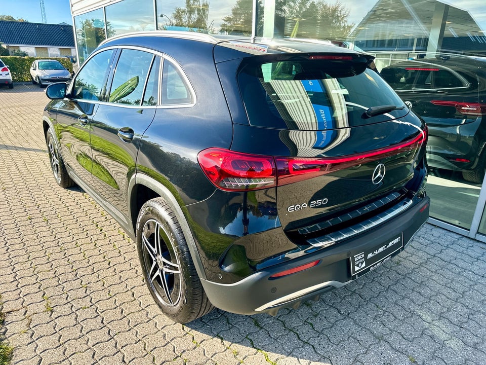 Mercedes EQA250 AMG Line 5d