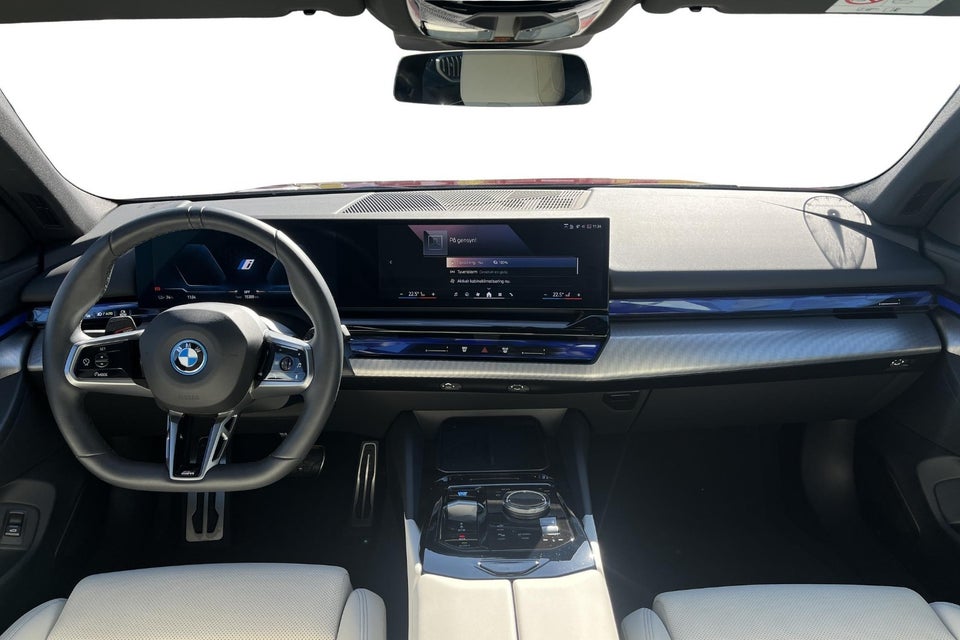 BMW i5 eDrive40 M-Sport 4d