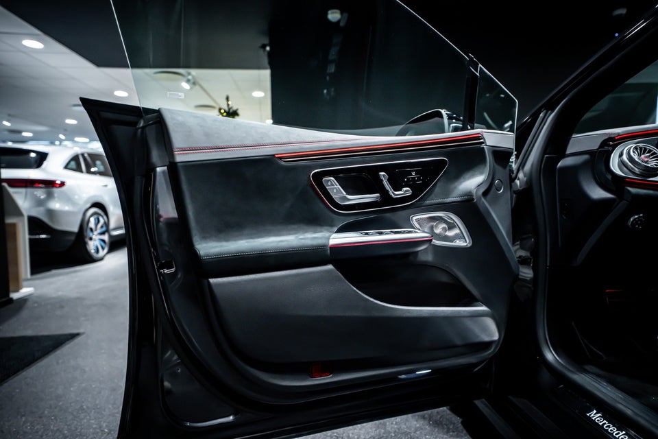 Mercedes EQE350 AMG Line 4d