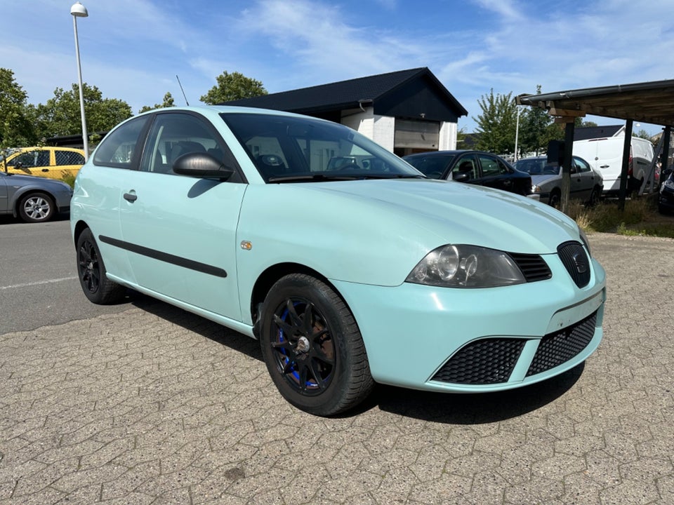 Seat Ibiza 1,4 16V 85 Reference 5d