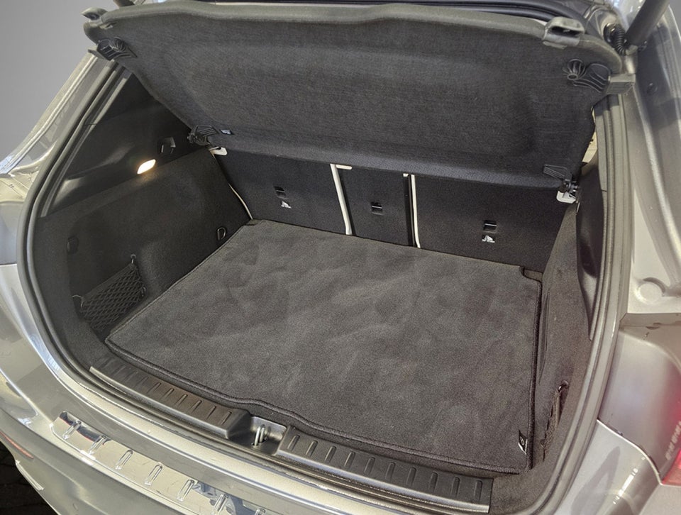 Mercedes EQA250 Progressive 5d