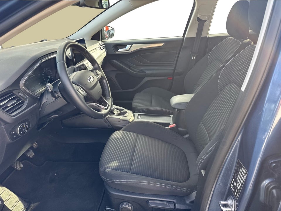 Ford Focus 1,0 EcoBoost mHEV Titanium stc. 5d