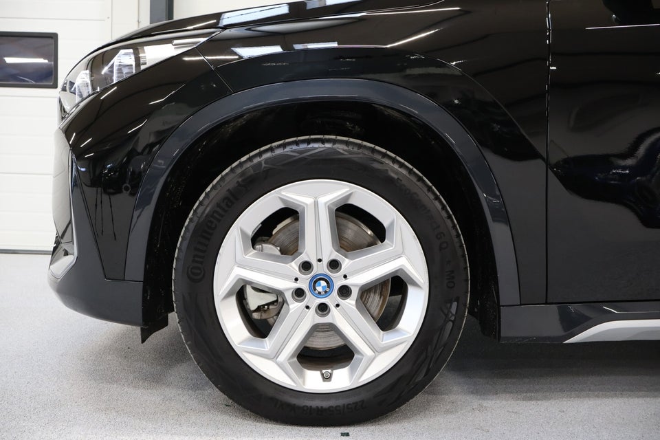 BMW iX1 xDrive30 X-Line 5d