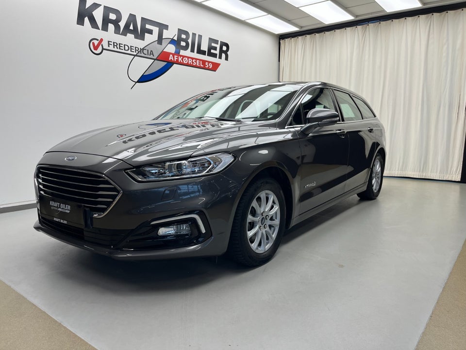 Ford Mondeo 2,0 HEV Titanium stc. CVT 5d