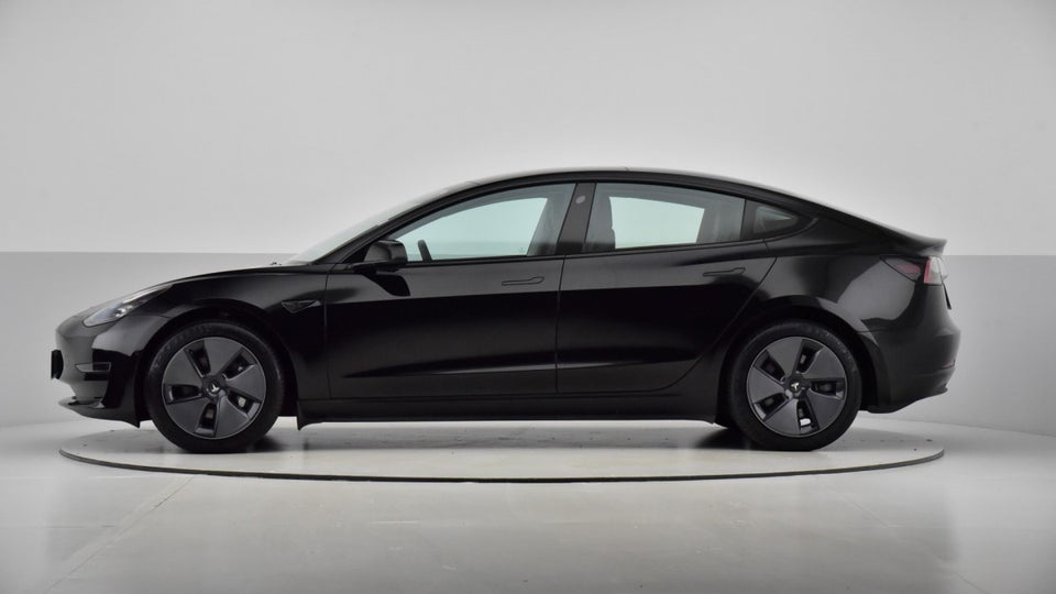 Tesla Model 3 Long Range AWD 4d