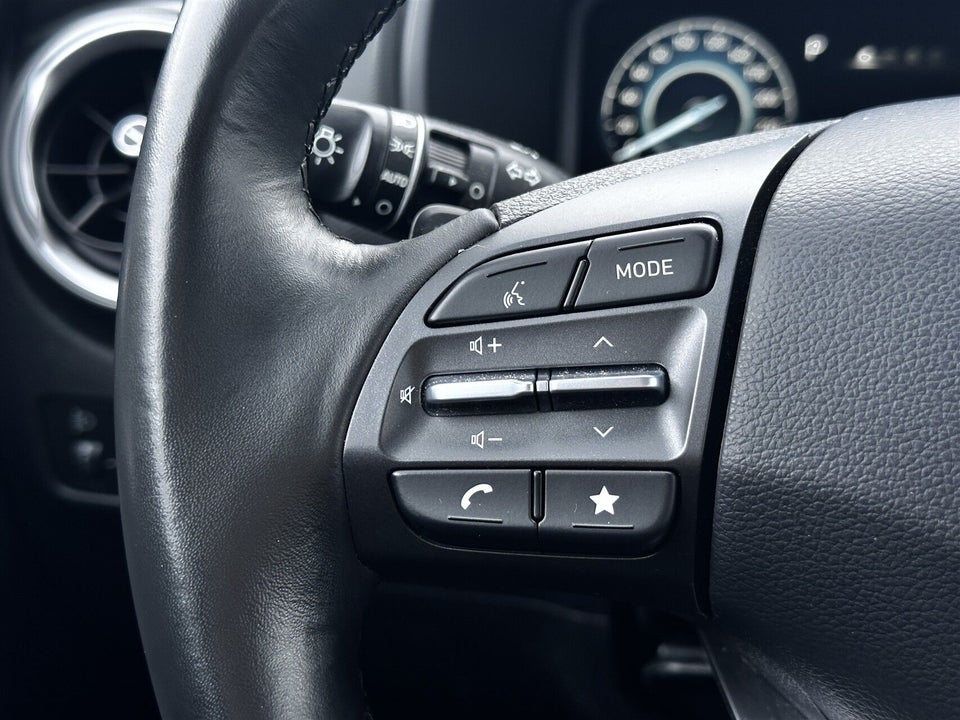 Hyundai Kona 39 EV Essential 5d