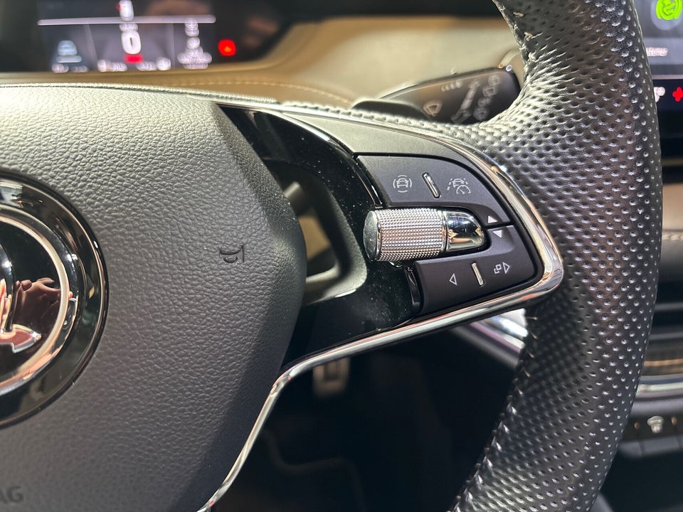 Skoda Enyaq 60 iV Sportline 5d