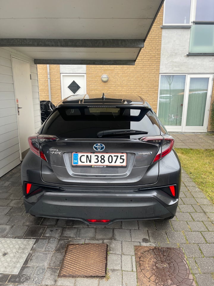 Toyota C-HR 1,8 Hybrid C-ENTER CVT 5d