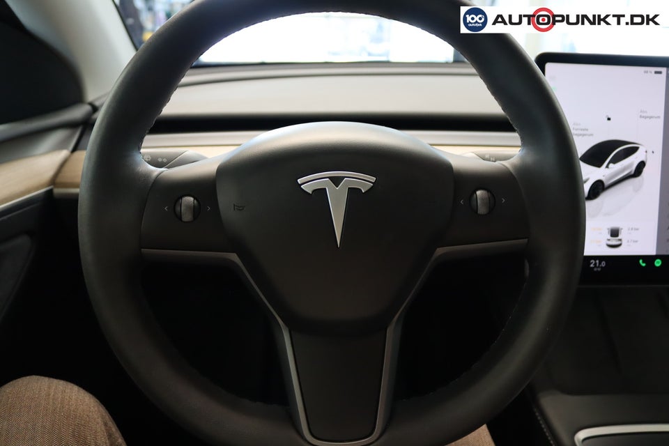 Tesla Model Y Long Range AWD 5d