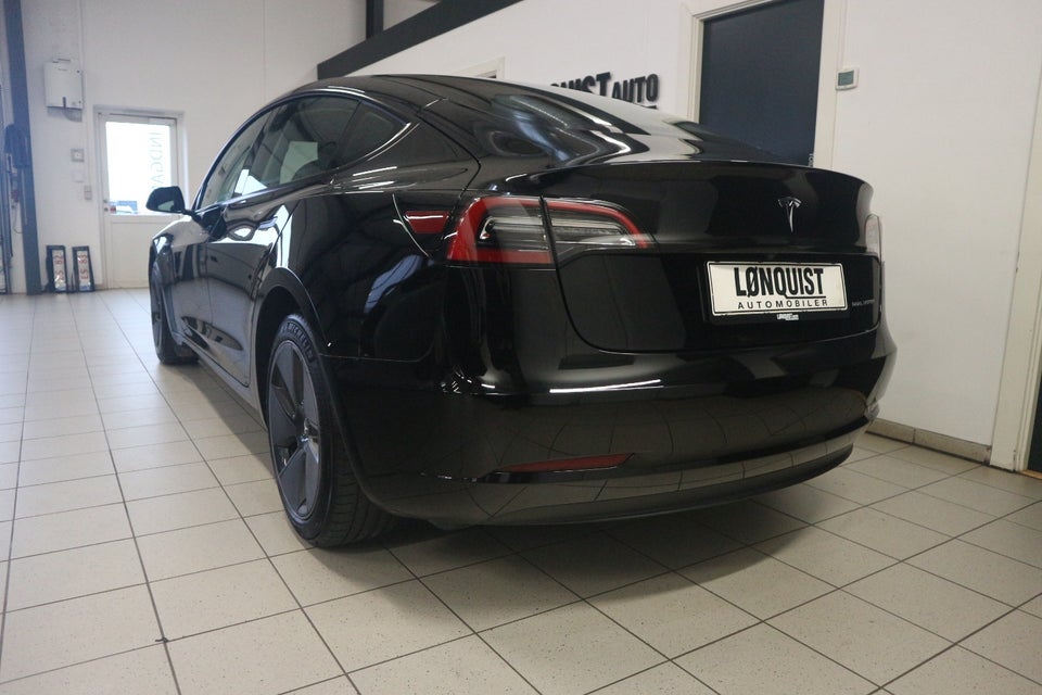 Tesla Model 3 Long Range AWD 4d