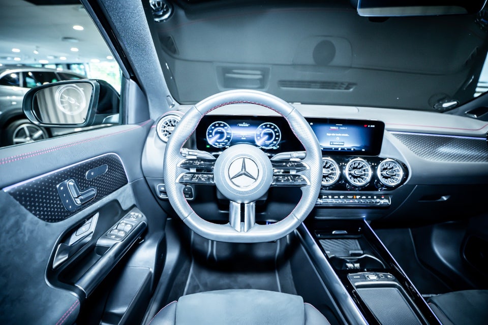 Mercedes EQA250+ AMG Premium 5d