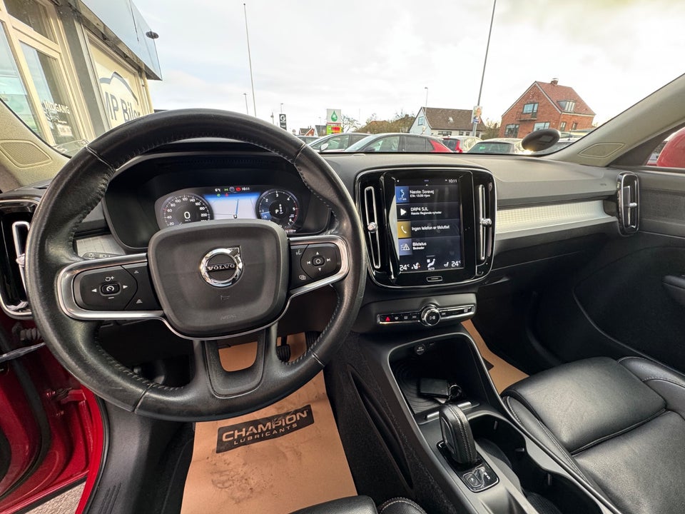 Volvo XC40 2,0 D4 190 Momentum aut. AWD 5d