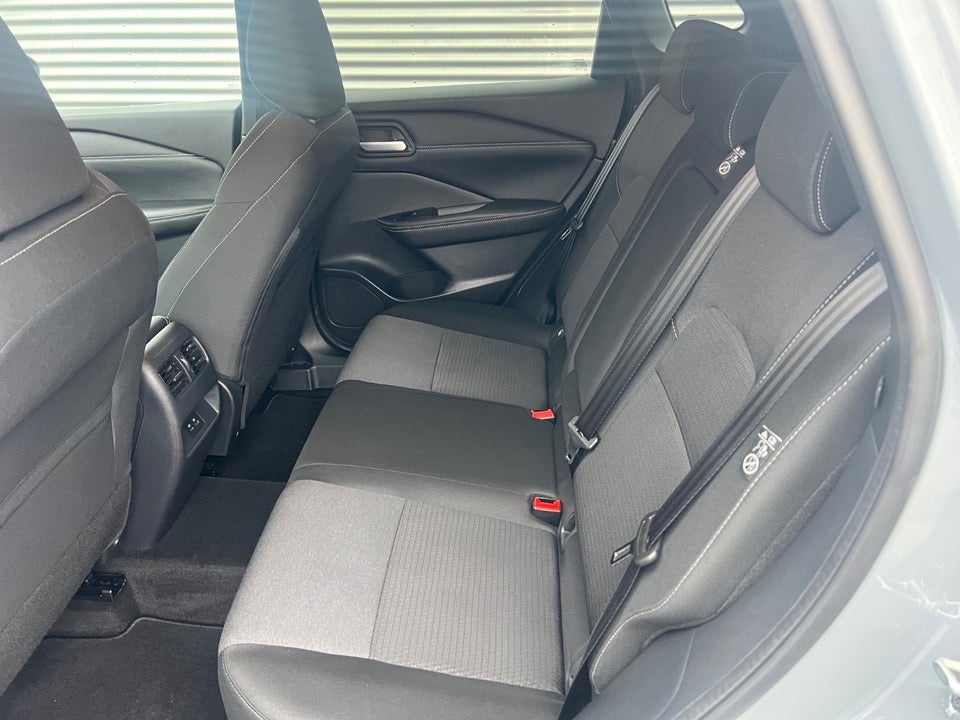 Nissan Qashqai 1,3 Dig-T 160 N-Connecta 5d