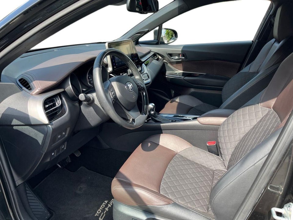 Toyota C-HR 1,8 Hybrid C-HIC CVT 5d