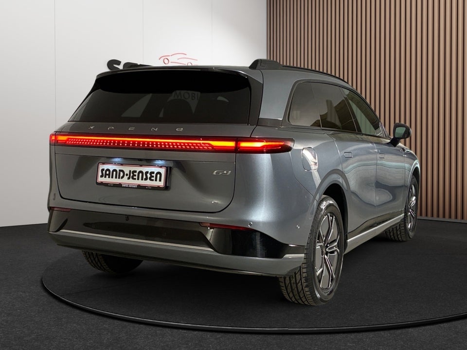 Xpeng G9 Standard Range 5d